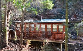 Little Creek Cabin