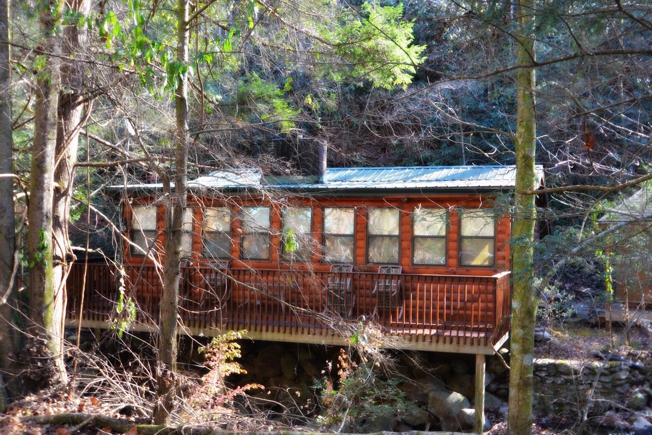 Little Creek Cabin Chalet Village Exterior photo
