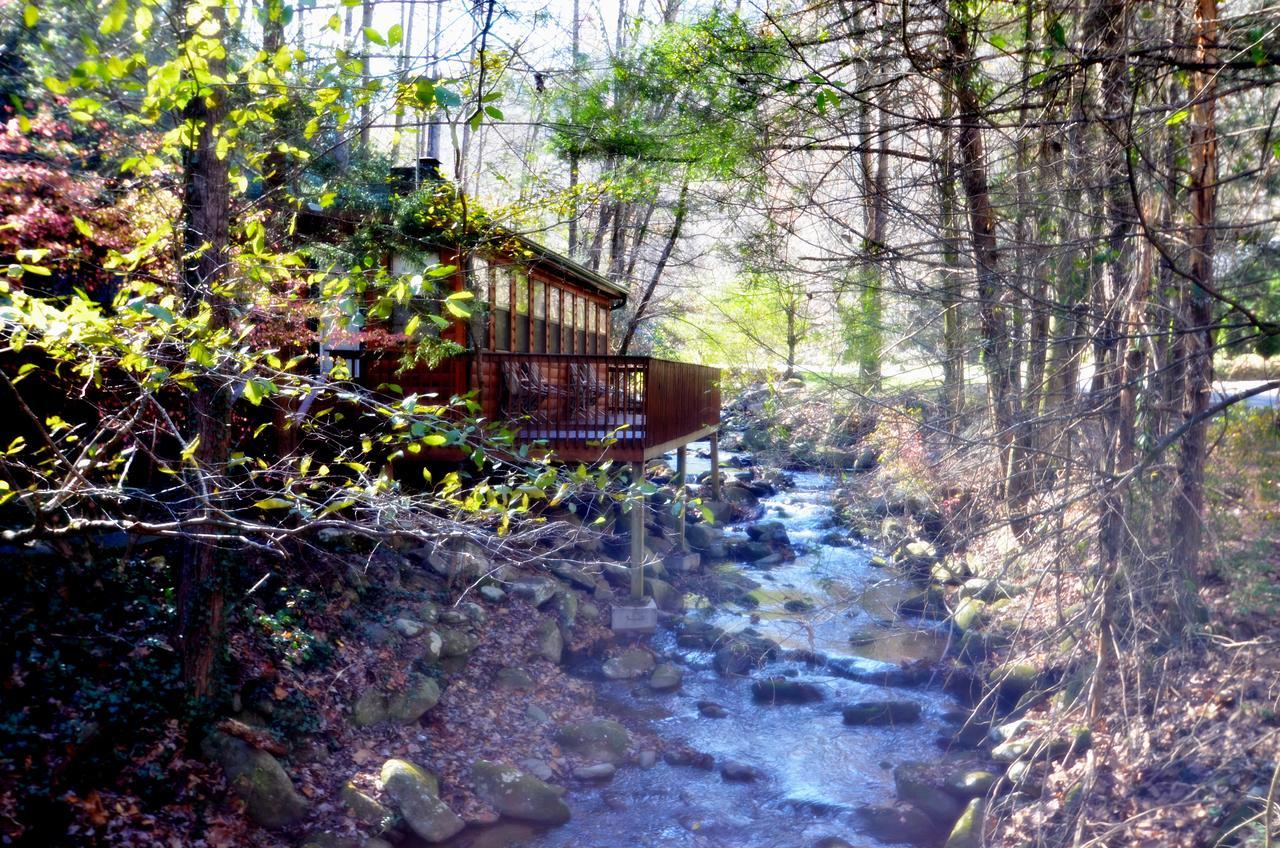 Little Creek Cabin Chalet Village Exterior photo